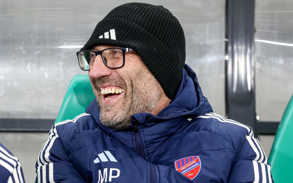 Trener Rakowa Częstochowa Marek Papszun podczas meczu z Rapidem Wiedeń