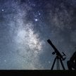 Astronomowie odkryli pierwszą zieloną gwiazdę. Jej kolor to efekt niezwykłego zjawiska