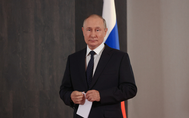 Putin wezwał UE do zniesienia sankcji na nawozy z Rosji. Chce je oddać za darmo