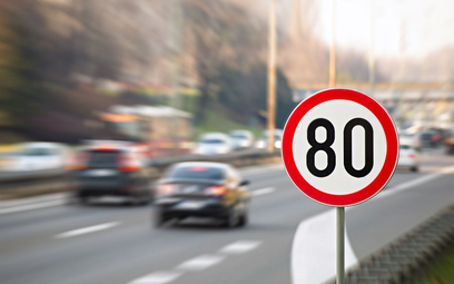Co trzeci kierowca uważa, że przekroczenie prędkości o 30 km/h nie jest niebezpieczne
