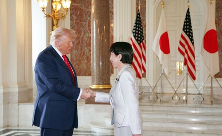 Prezydent USA Donald Trump spotkał się we wtorek z premierką Japonii Sanae Takaichi