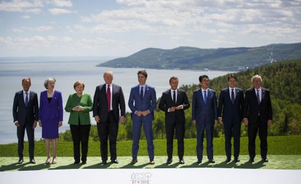 Przewódcy G7 na spotkaniu w La Malbaie w Kanadzie. Od lewej Donald Tusk - przewodniczący Rady Europe