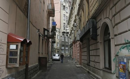 Zabużanie: Wygrana przed Trybunałem nie wpłynęła na decyzję ministra