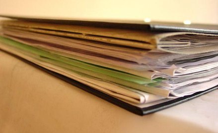 Przedstawiciel ustawowy małoletniego winien mieć zagwarantowane prawo dostępu do akt sprawy karnej, 