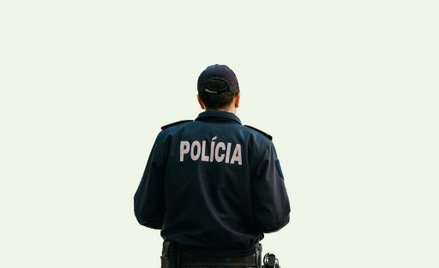 Portugalia: Policjanci muszą usuwać rasistowskie tatuaże