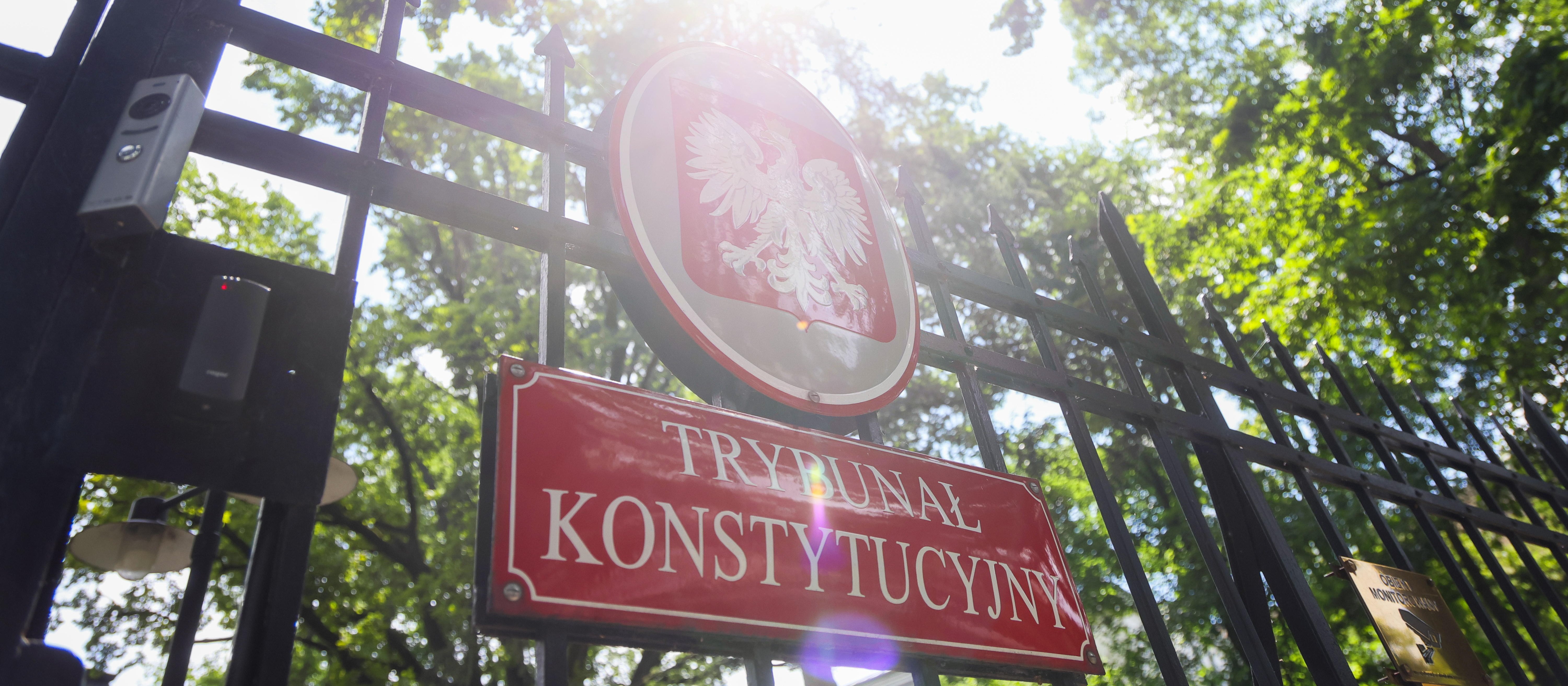 Sędziowie dublerzy utopili Trybunał Konstytucyjny? Eksperci o wyroku TSUE