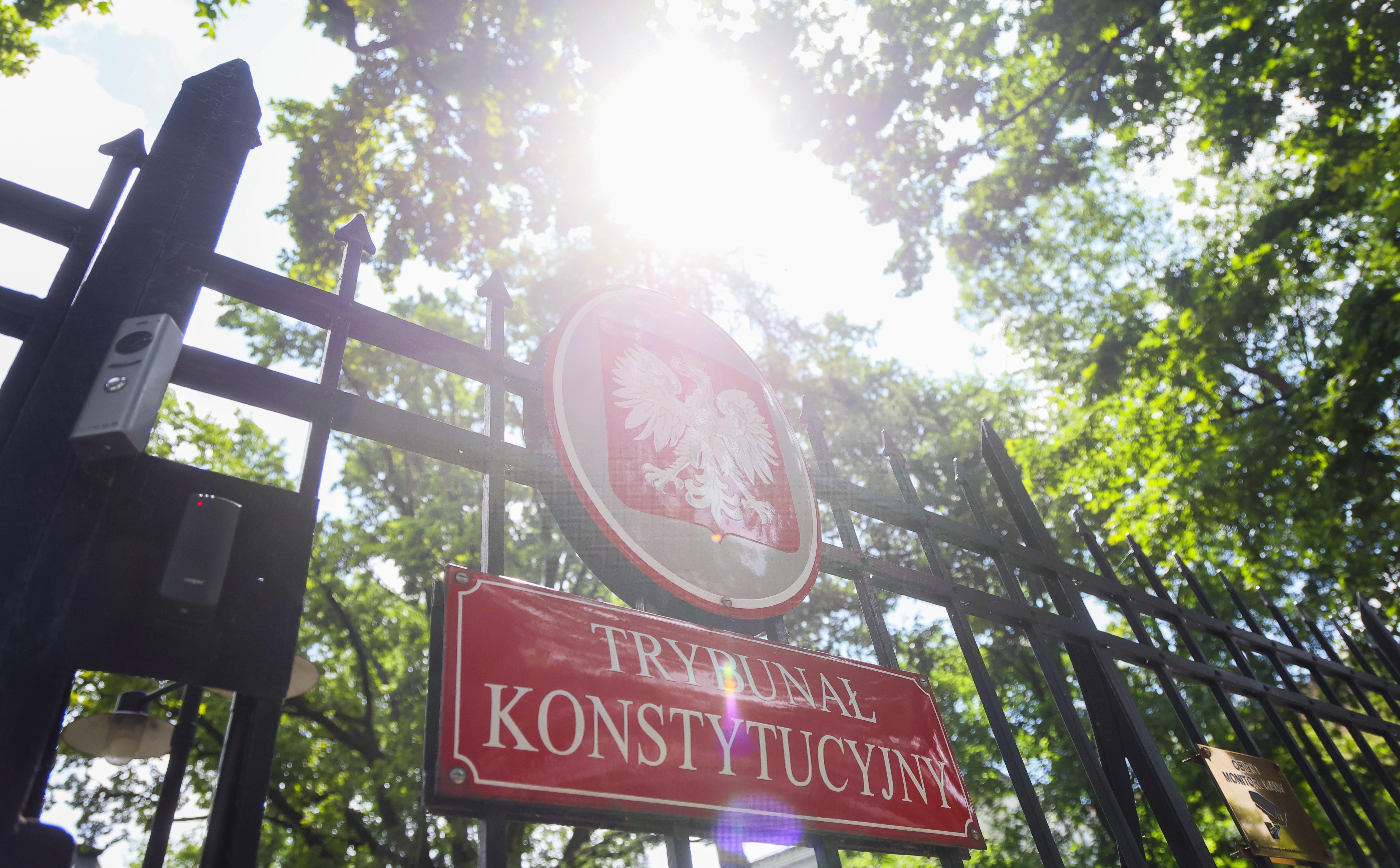 Reforma Trybunału Konstytucyjnego niezgodna z konstytucją. Jest wyrok TK