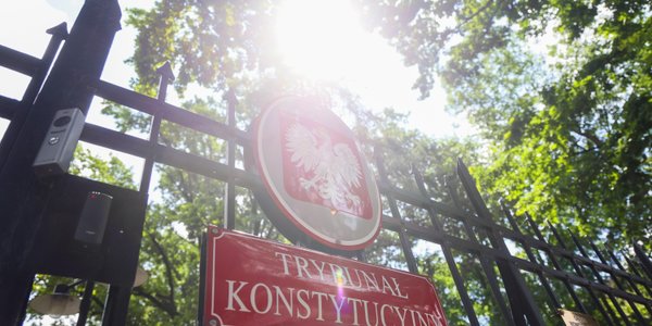 Reforma Trybunału Konstytucyjnego niezgodna z konstytucją. Jest wyrok TK