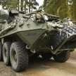 Kołowy wóz opancerzony Stryker. Nie wiadomo, jaką jego wersję otrzyma Kijów, a od tego zależy jakie 