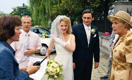 Dominika Ostałowska w roli Marty Mostowiak (w środku)