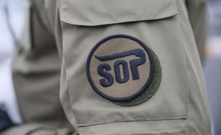 Oficer SOP, który groził dziennikarzowi, był pozytywnie zweryfikowany przez ABW