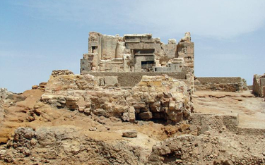 Oaza Siwa. Ruiny świątyni Amona, gdzie wyrocznia miała potwierdzić boskość Aleksandra.