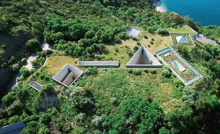 Wybudowane w Japonii piękne Muzeum Chichu to jedyne podziemne muzeum na świecie