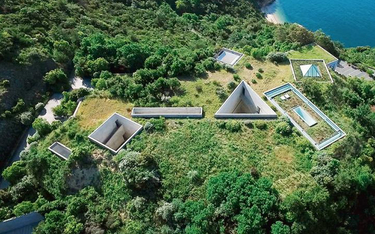 Wybudowane w Japonii piękne Muzeum Chichu to jedyne podziemne muzeum na świecie