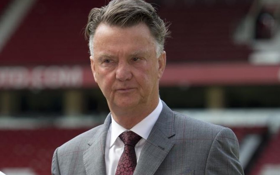 Van Gaal nie widzi dla Valdesa miejsca na Old Trafford