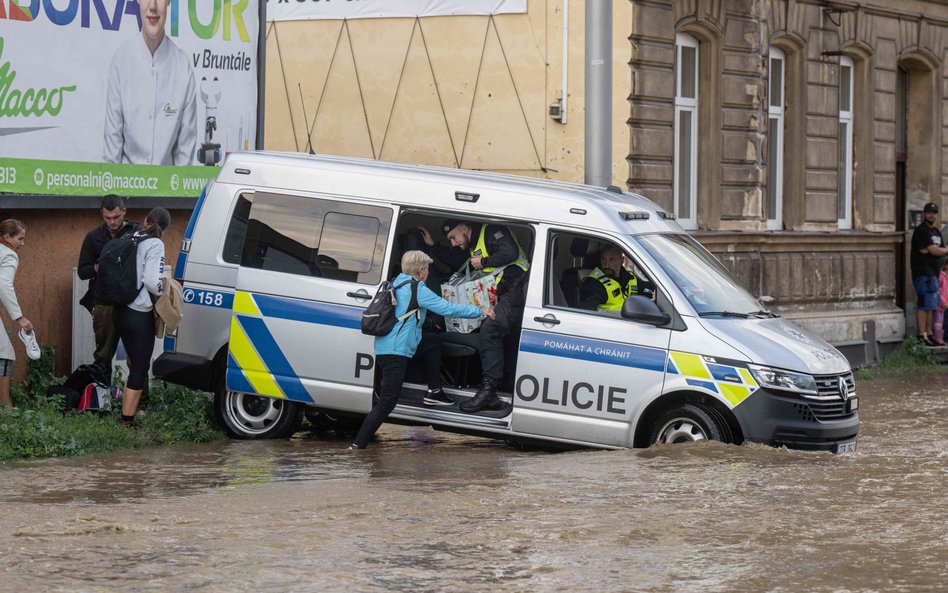 W czeskiej Opawie, która leży przy granicy z Polską, policja ewakuowała mieszkańców