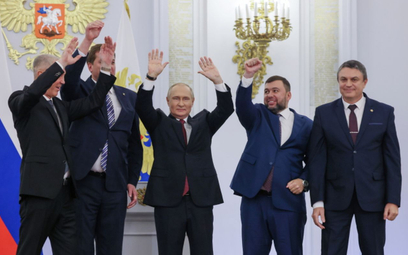 Putin z przywódcami anektowanych regionów