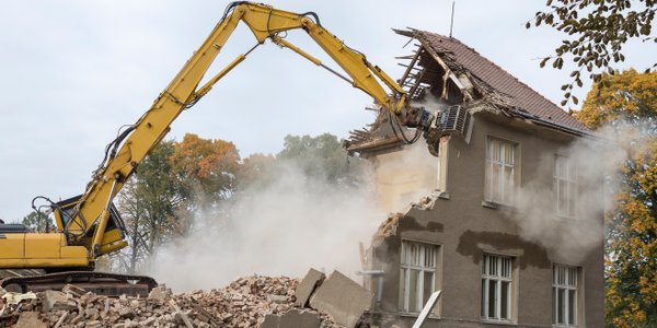 W tej sytuacji zgody na wyburzenie budynku nie będzie. Ważne orzeczenie SN