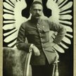 Symboliczny kolaż z epoki ukazujący Józefa Piłsudskiego na tle Orła Białego