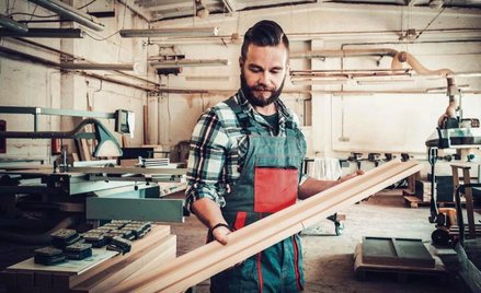 W przyszłości meblarze borykający się z problemami kadrowymi będą musieli zbadać możliwość ulokowani