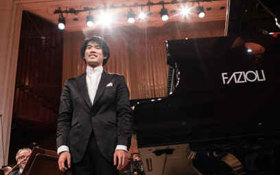 Bruce Xiaoyu Liu grał w tegorocznym konkursie na fortepianie włoskiej marki Fazioli.