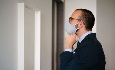 Maseczki i kombinezony bez PIT i ZUS