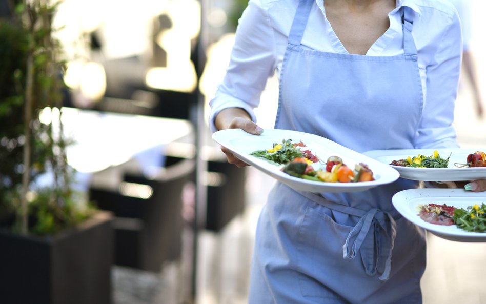 Nastroje gastronomów słabe, ale lokali przybywa. Skąd ta reaktywacja?