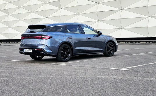 BYD Seal 06 DM-i Touring