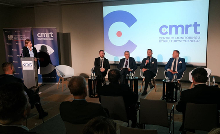 Od lewej: Edyta Brykała, dyretor CMRT, Marcin Mazur, członek rady IGHP, Paweł Niewiadomski, prezes P