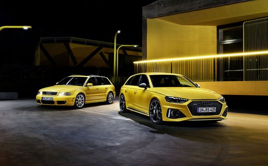 Audi RS 4 Avant Edition 25 Years i Audi RS4 Sport