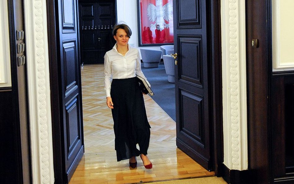 Emilewicz o deficycie: Ważniejsze utrzymanie płynności firm