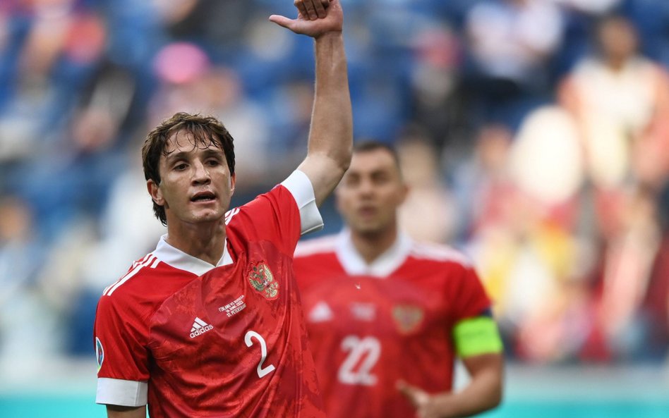 Mario Fernandes w koszulce reprezentacji Rosji