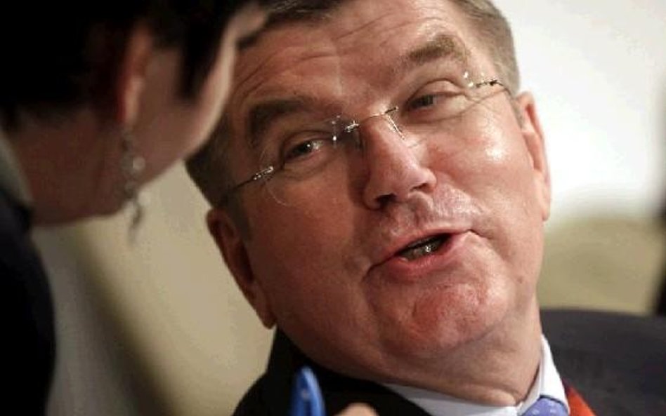 Thomas Bach jest mistrzem olimpijskim w szermierce, od lat ma znakomite kontakty w sportowym biznesi