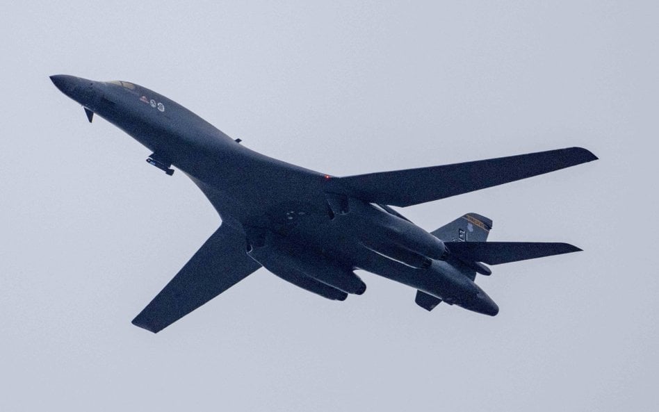 Bombowiec B-1