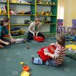 Zatrudnieni w placówkach opiekuńczych staną się pracownikami samorządowymi i stracą Kartę Nauczyciel