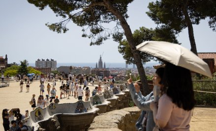 Hiszpania mierzy się z drugą tego lata falą upalów (na zdjęciu Park Guell w Barcelonie)
