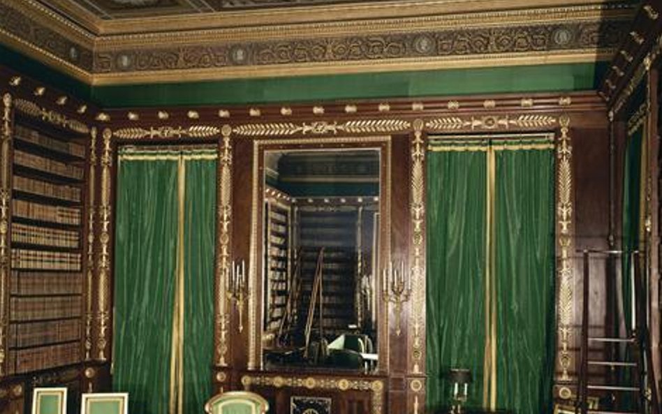 Biurko mechaniczne we wnętrzu Biblioteki Napoleona, Palais de Compi?gne