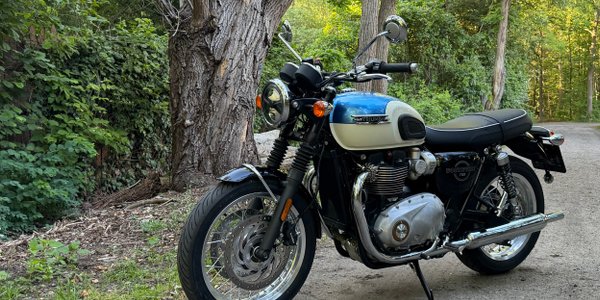 Triumph Bonneville T120 – archetyp motocykla, który pozostaje sobą od dekad