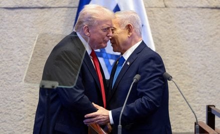 Prezydent USA Donald Trump i premier Izraela Beniamin Netanjahu podczas wizyty tego pierwszego w Kne