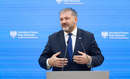 Resort Waldemara Żurka zapłacił zewnętrznej firmie Varsovia Capital 40 590 zł za ocenę 11 ofert