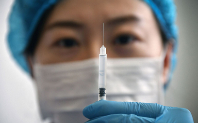 Szczepionka z Chin skuteczna w mniej niż 60 procentach?