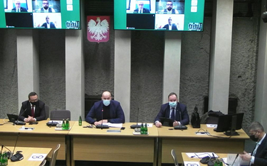 Kraska w Sejmie: Powrót obostrzeń realny, musimy szykować się na trzecią falę