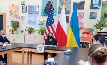 Obok spotkań z politykami Kamala Harris znalazła czas na rozmowę z przebywającymi w Polsce uchodźcam
