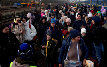 Ukraińscy uchodźcy na dworcu PKP w Olkuszu