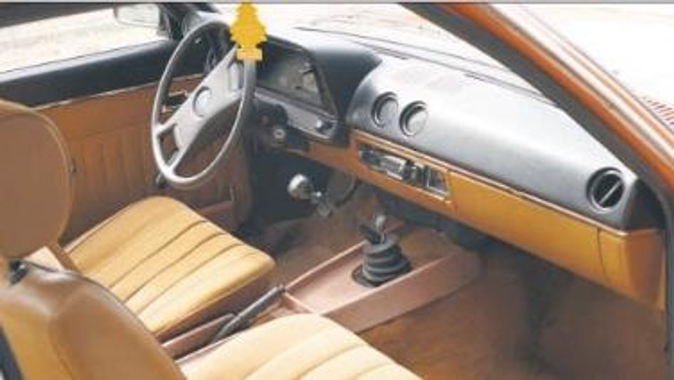 Mimo 40 lat wnętrze jest nadal w stanie dobrym. I tu jednak jest co robić.