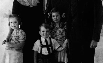 Bóg opuścił Polaków