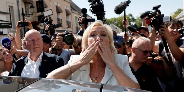 Marine Le Pen o krok od Pałacu Elizejskiego. To zwycięstwo ucieszy Putina. Stawką przyszłość Unii Europejskiej
