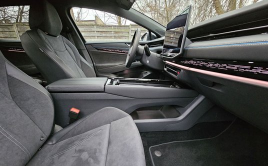 Obszerne wnętrze Volkswagena ID.7