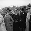 Z nadzieją na zwycięstwo: obchody święta 3 Maja we Francji, rok 1940. Pierwszy z lewej generał Włady