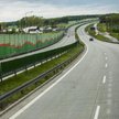 Obecnie sieć szybkich dróg w Polsce liczy 3025 km (z czego 1553 km to autostrady).